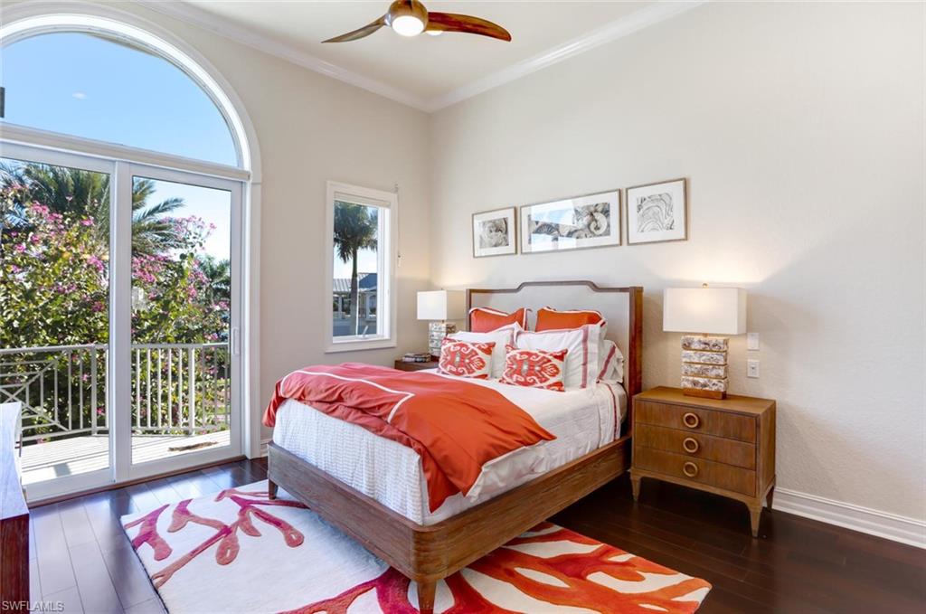 BAREFOOT BEACH - Residential