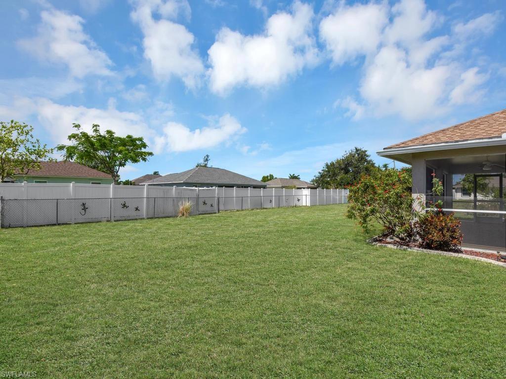 CAPE CORAL - Residential