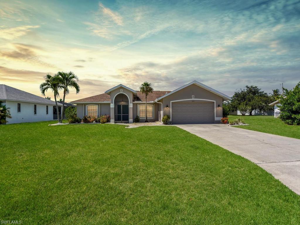 CAPE CORAL - Residential