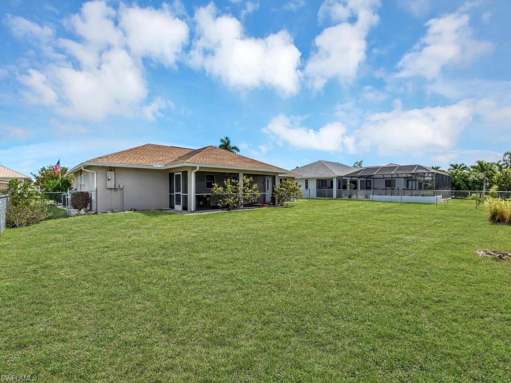 CAPE CORAL - Residential
