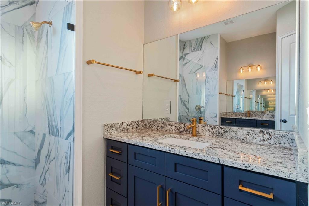 WINDWARD ISLE - Residential