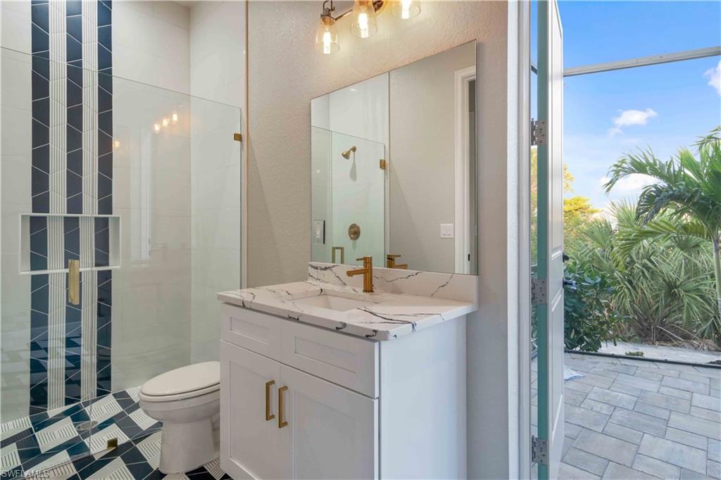 WINDWARD ISLE - Residential