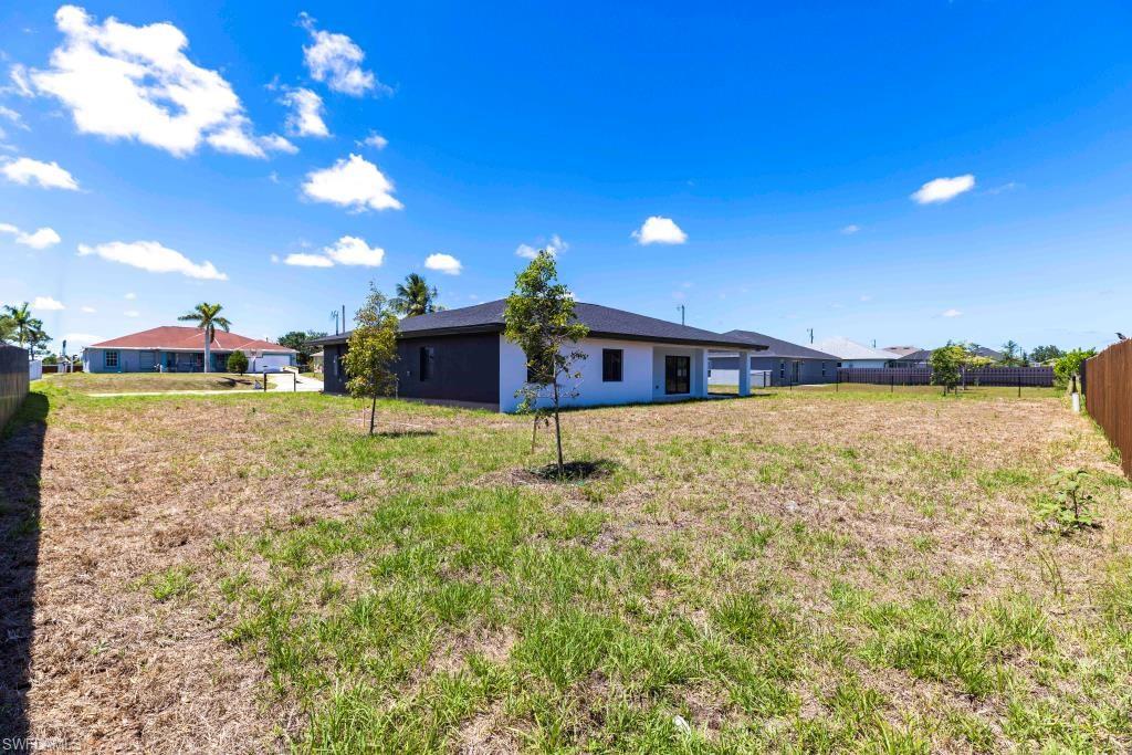 CAPE CORAL - Residential