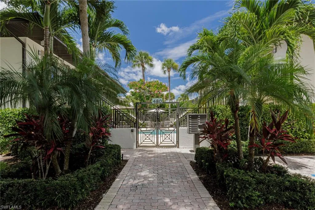 Naples, Florida 34102, United States, 1 Bedroom Bedrooms, ,1 BathroomBathrooms,Residential,Active,164770