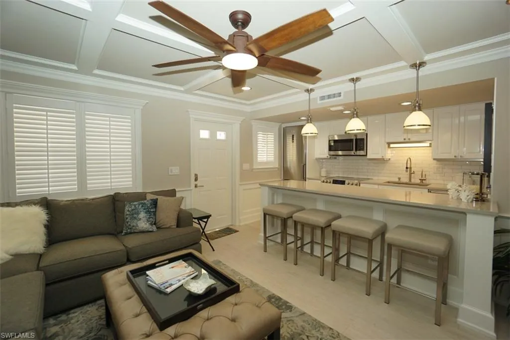 Naples, Florida 34102, United States, 1 Bedroom Bedrooms, ,1 BathroomBathrooms,Residential,Active,164770