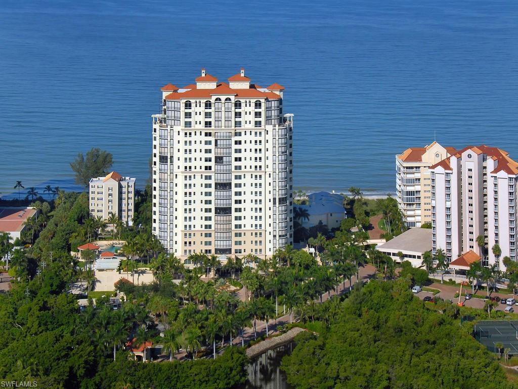 SEASONS AT NAPLES CAY - Residential