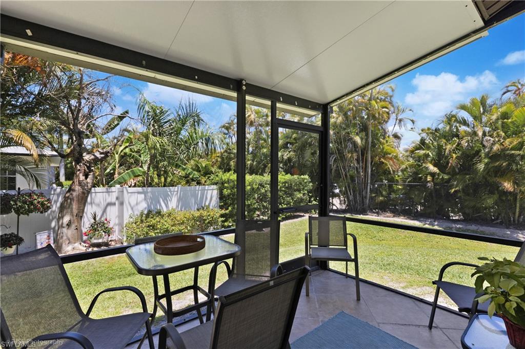 SAND DOLLAR VILLAS - Residential