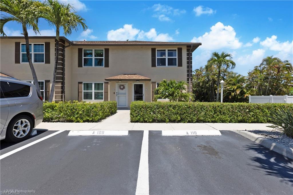 SAND DOLLAR VILLAS - Residential