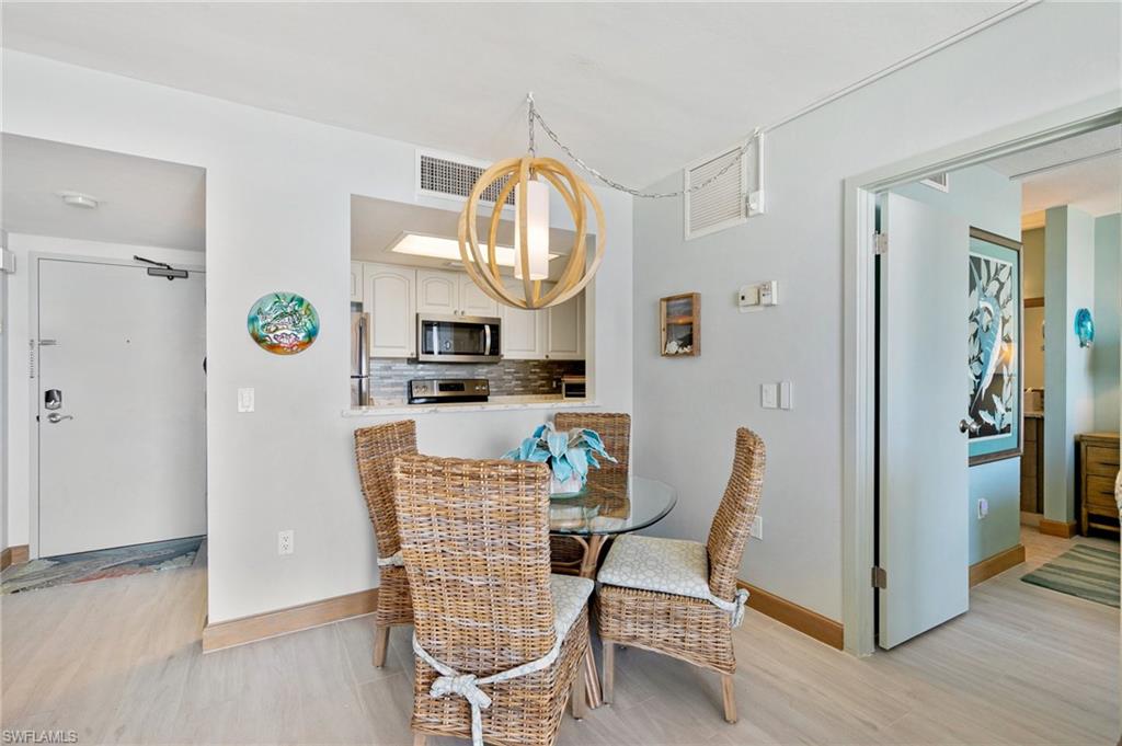 TRADEWINDS APTS OF MARCO ISLAND - Residential