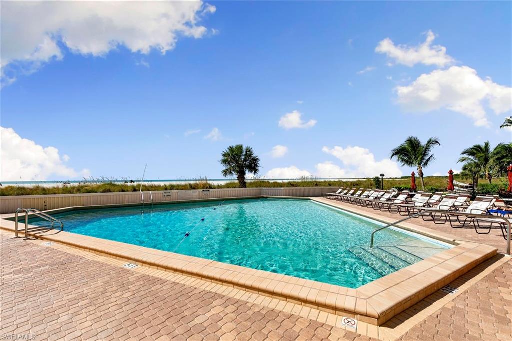 TRADEWINDS APTS OF MARCO ISLAND - Residential