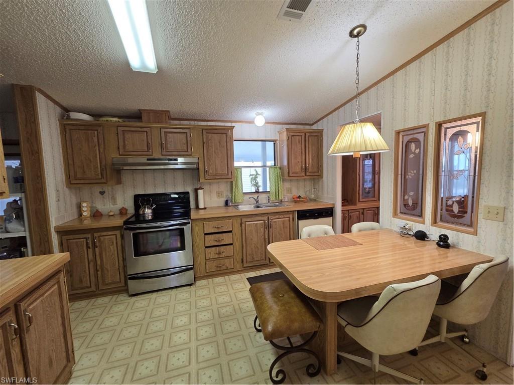 HORIZON VILLAGE - Residential