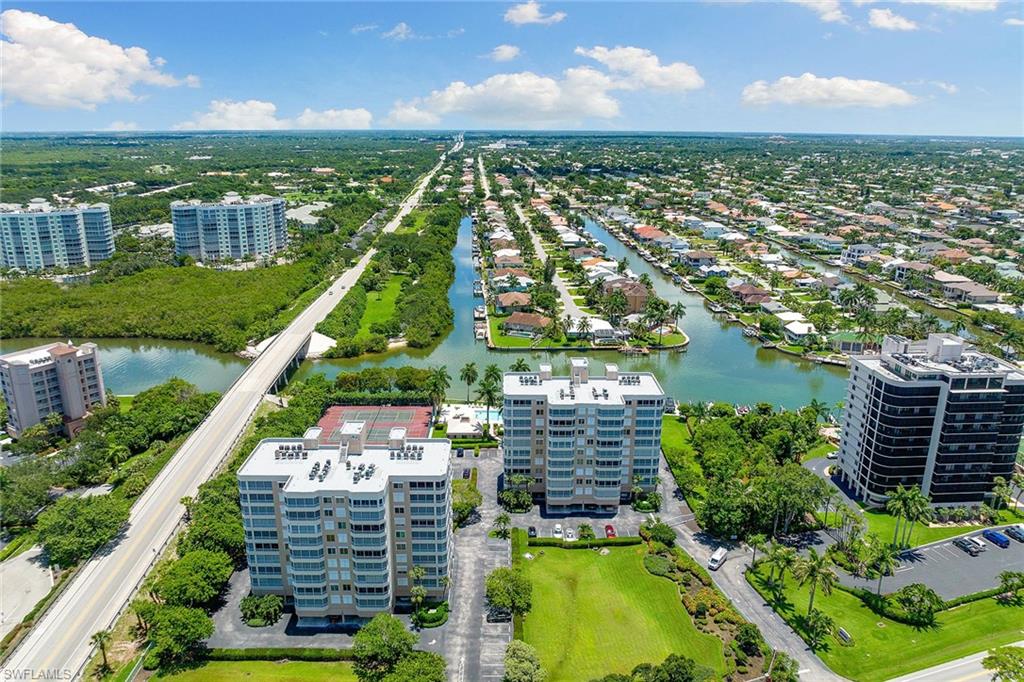 VANDERBILT LANDINGS - Residential