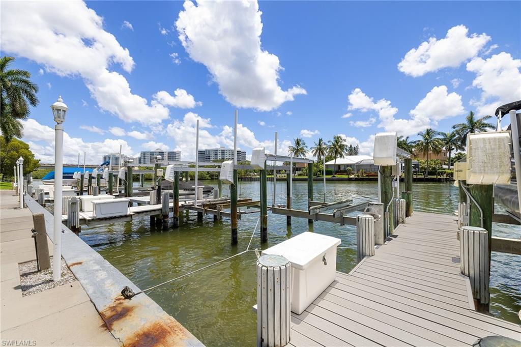 VANDERBILT LANDINGS - Residential