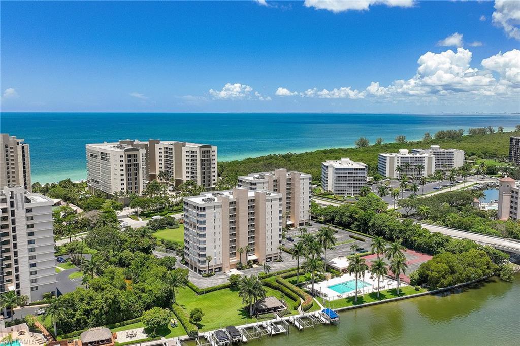 VANDERBILT LANDINGS - Residential