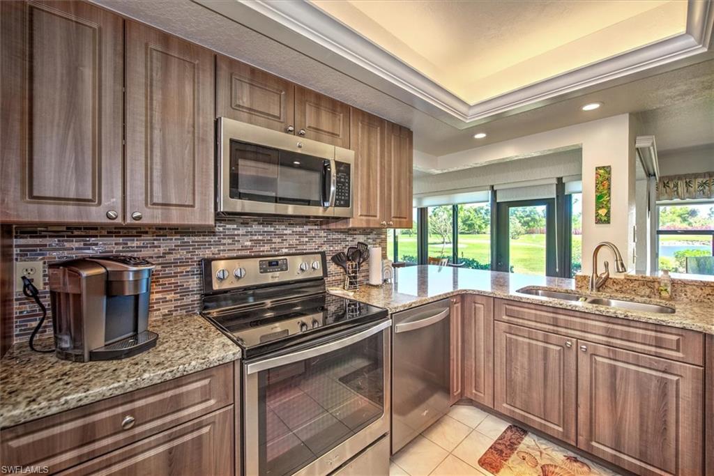 OAKMONT VILLAGE - Residential