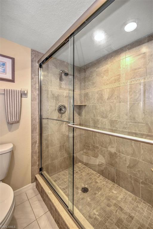 OAKMONT VILLAGE - Residential