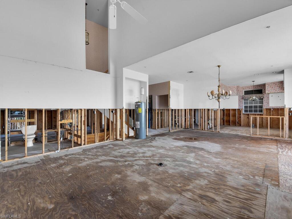 LAGUNA SHORES - Residential