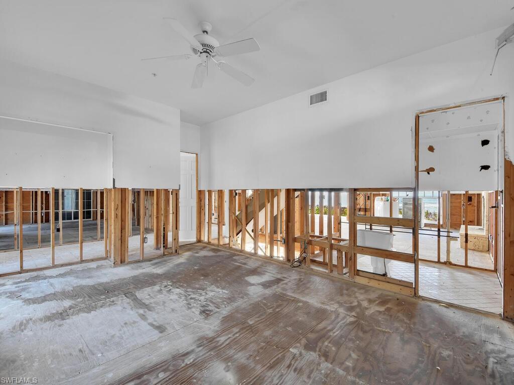 LAGUNA SHORES - Residential