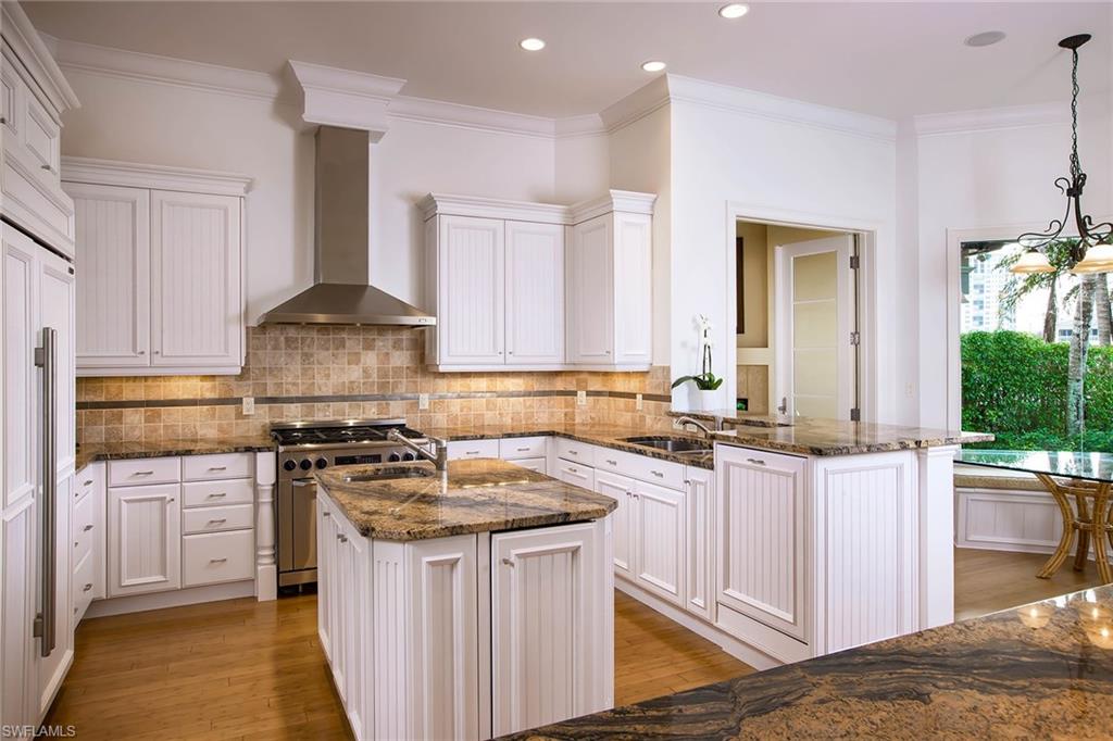 PARK SHORE - Residential