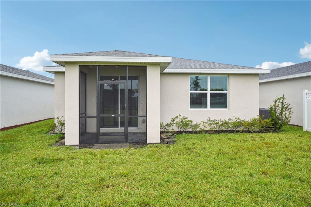 CRESCENT LAKES - Residential