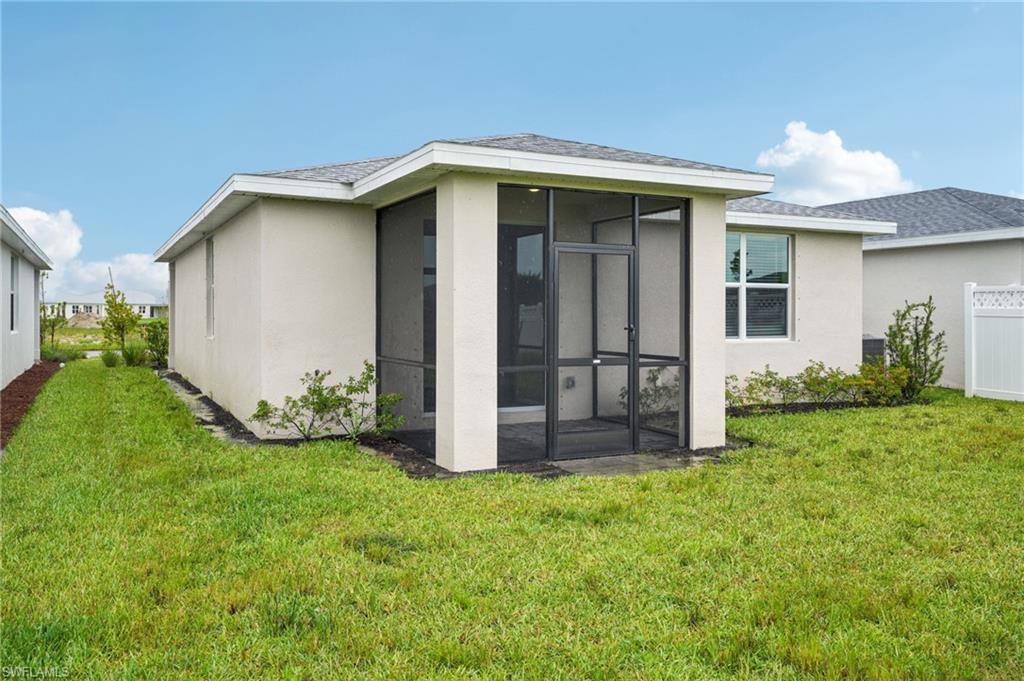 CRESCENT LAKES - Residential