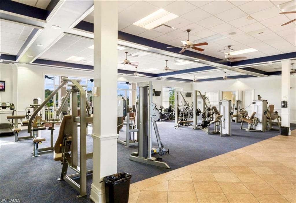 HAMPTON LAKES - Residential