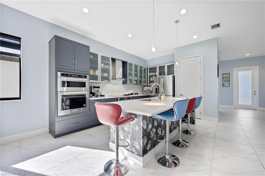 MAPLE RIDGE - Residential