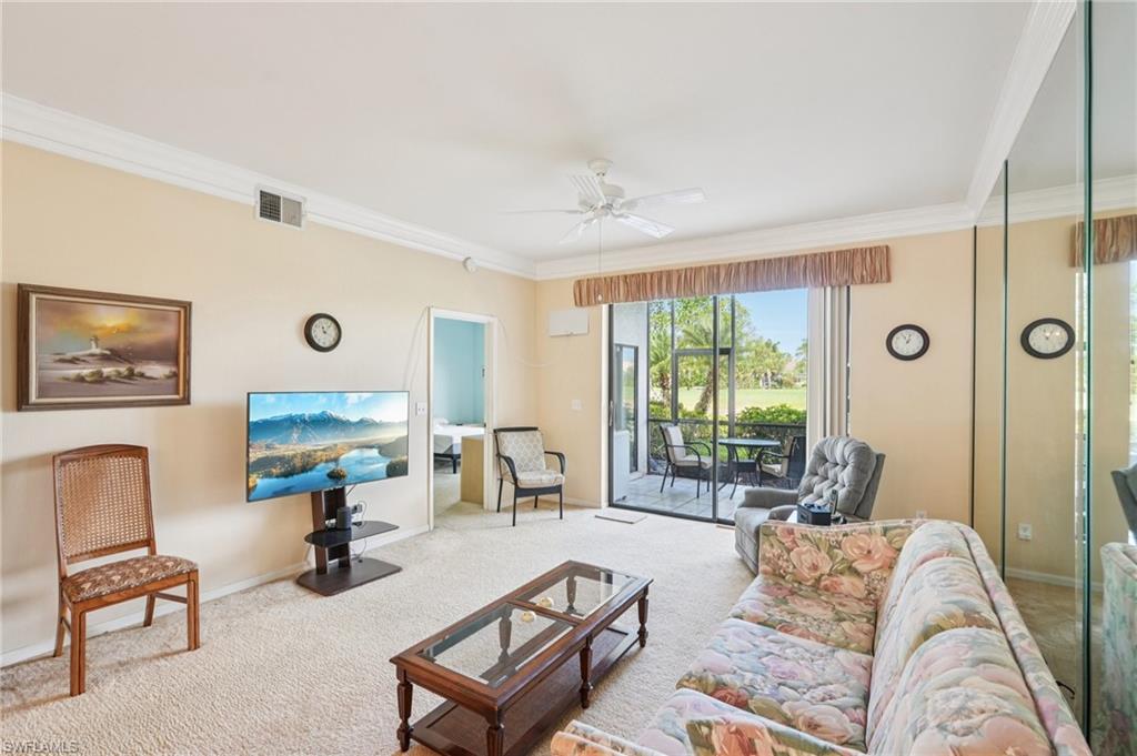 COUNTRY MANOR - Residential