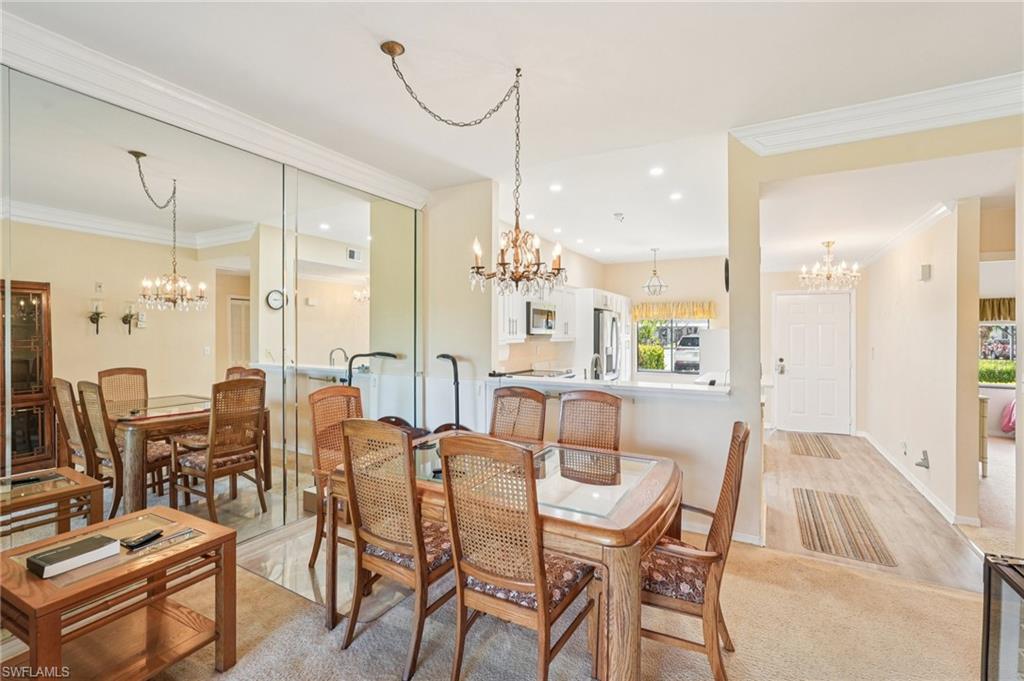 COUNTRY MANOR - Residential