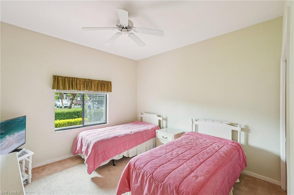 COUNTRY MANOR - Residential