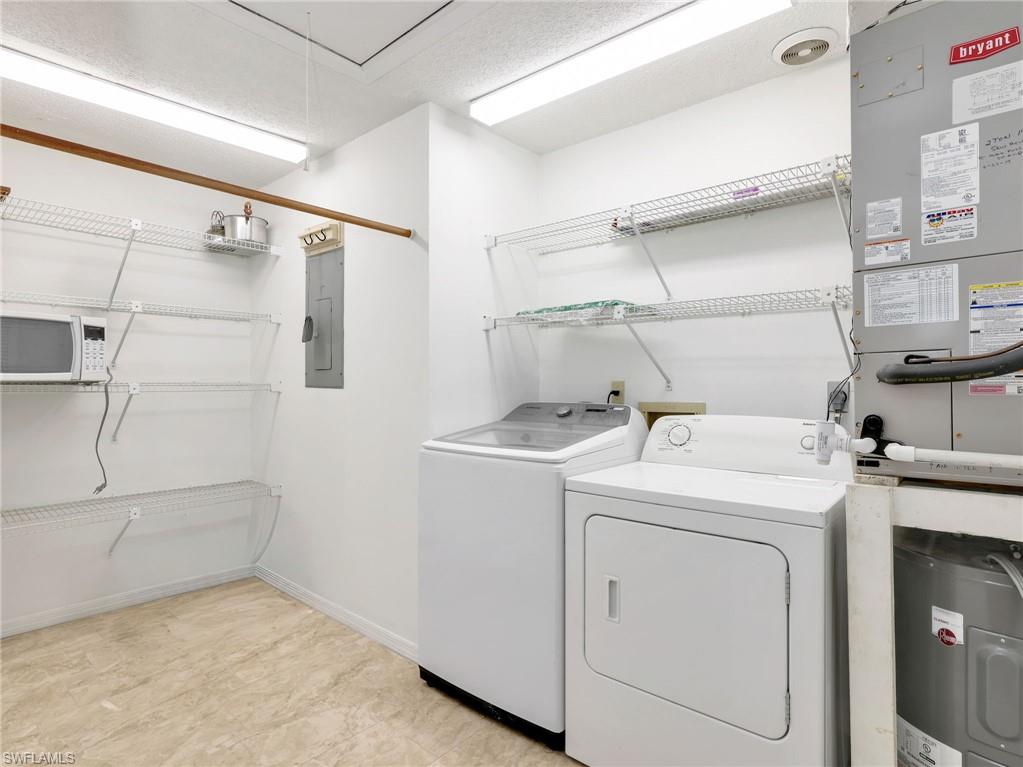 WOODMERE LAKE CLUB - Residential