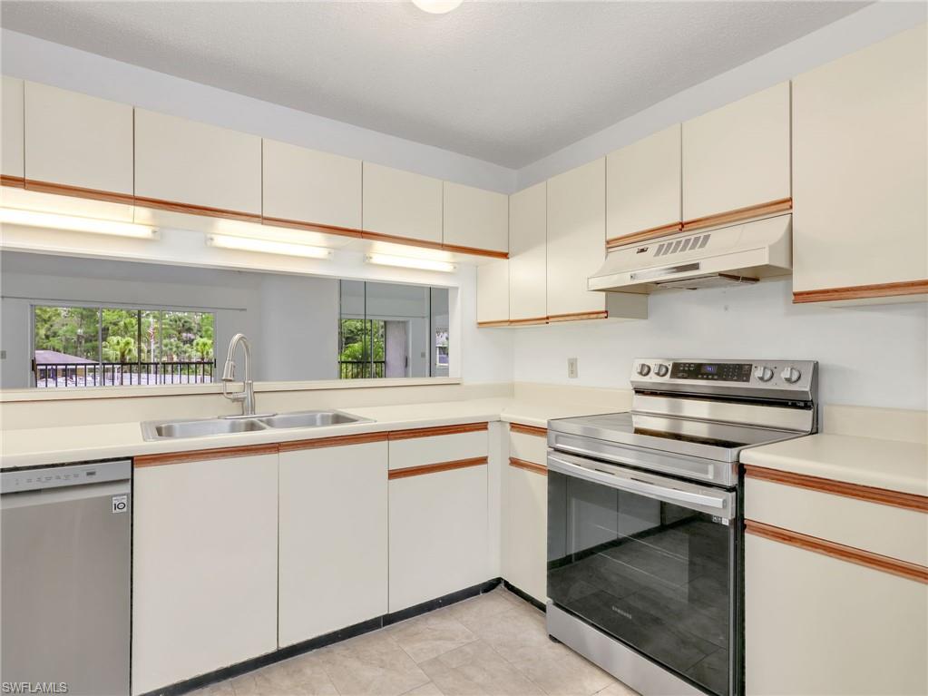 WOODMERE LAKE CLUB - Residential