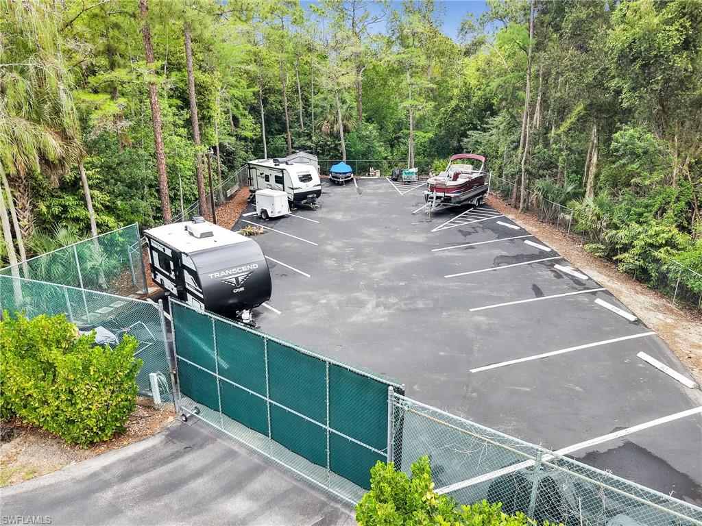 WOODMERE LAKE CLUB - Residential