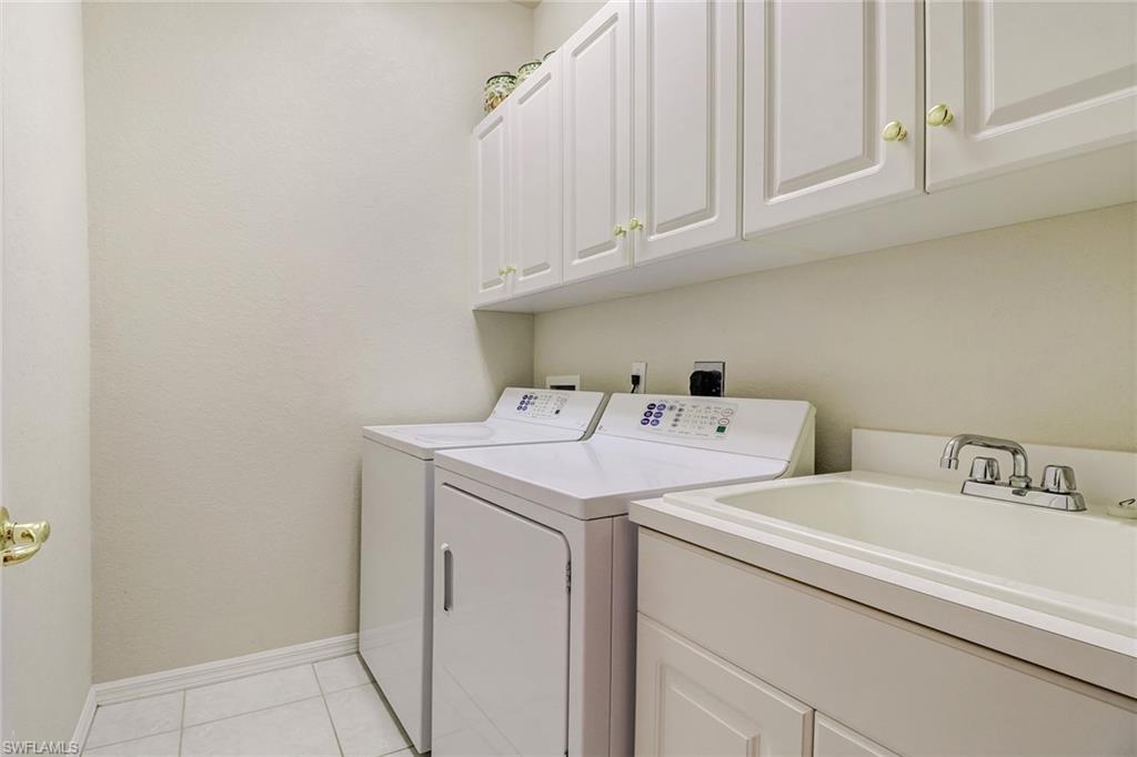 REFLECTION LAKES - Residential