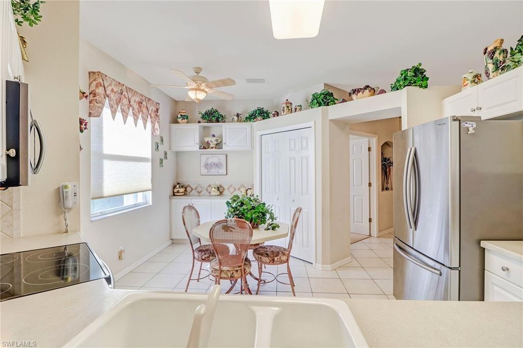 REFLECTION LAKES - Residential