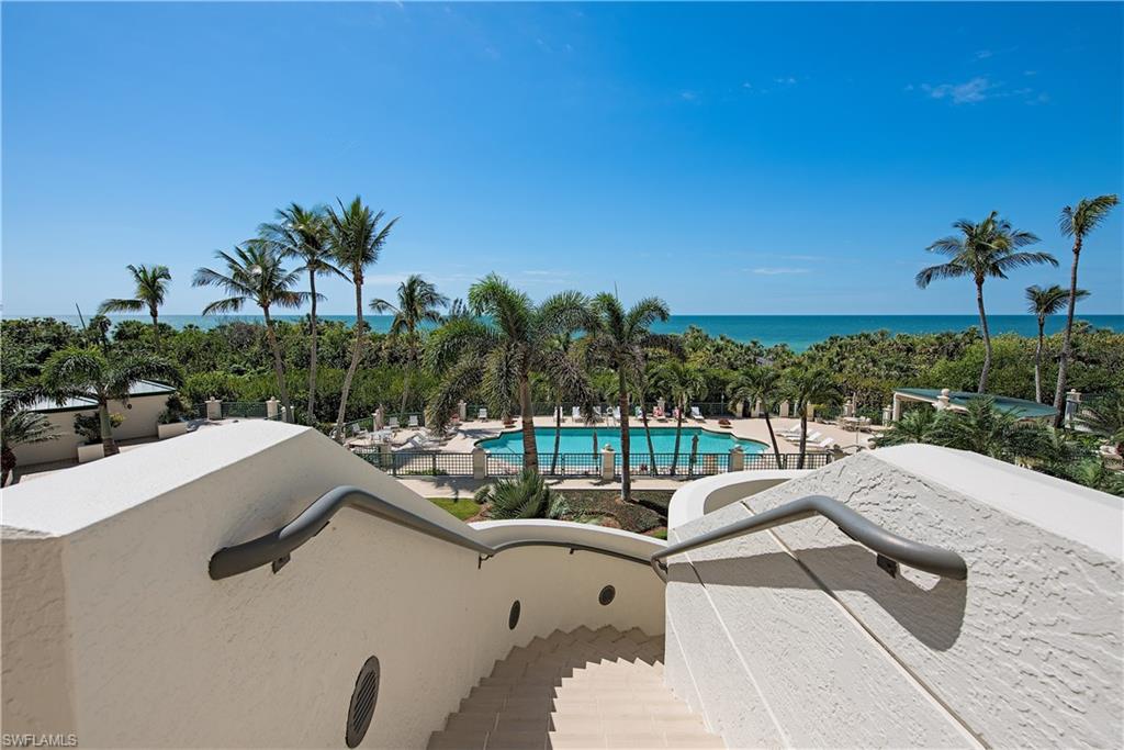 CARLYSLE AT BAY COLONY - Residential