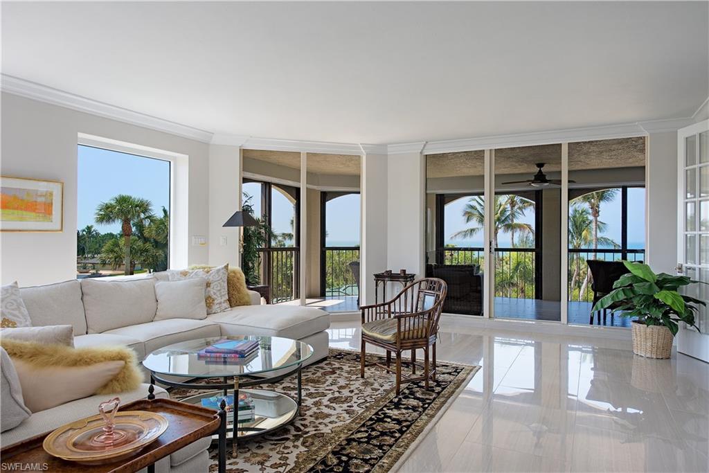 CARLYSLE AT BAY COLONY - Residential