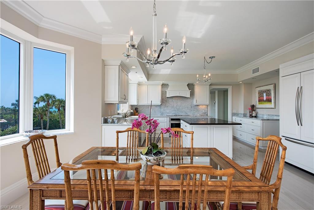 CARLYSLE AT BAY COLONY - Residential