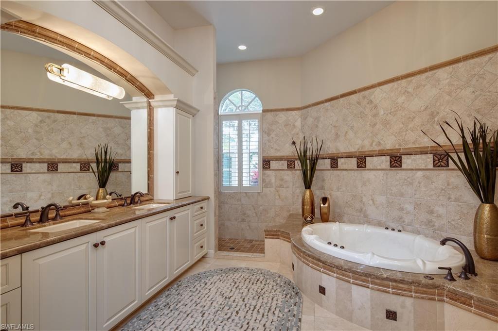 VIZCAYA AT BAY COLONY - Residential