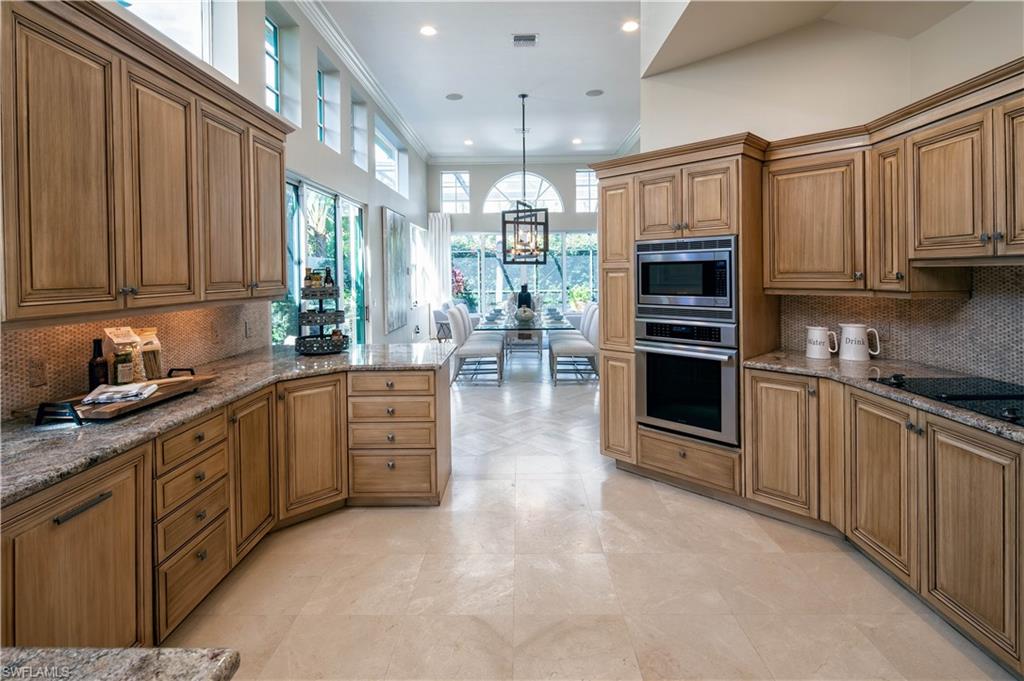 VIZCAYA AT BAY COLONY - Residential