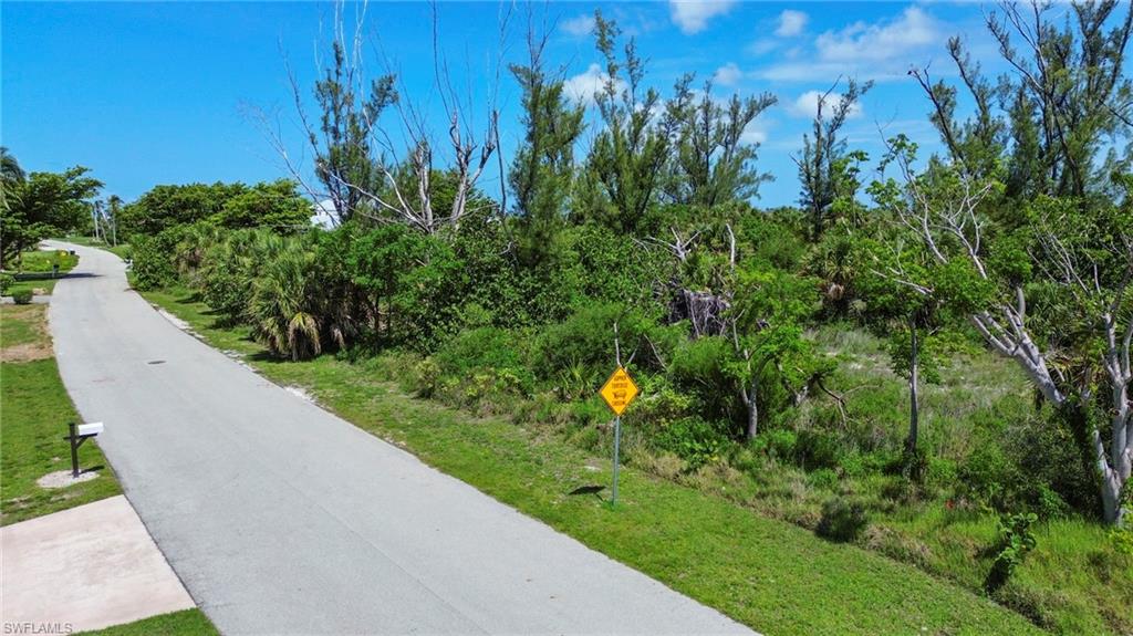 LITTLE LAKE MUREX - Land