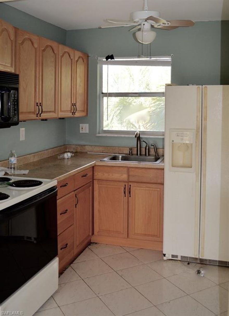 This 1 bedroom 1 bathroom unit is a great find for someone looking to make it their own. This unit has all tile.  Kitchen is upgraded from the original kitchen. Sunrise Lakes Phase III offers a great community feel with lots of activities just steps from your door. Some of the amenities include, indoor/outdoor pools, tennis courts, shuffle board, sauna,Galaxy rooms, shows with live entertainment on select nights. There are only owner occupants allowed here so no worries about renters coming and going. Come view this unit and call it home.