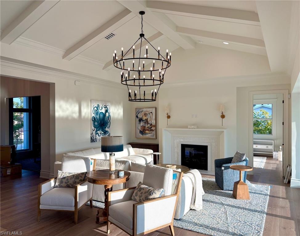 MARCO BEACH - Residential