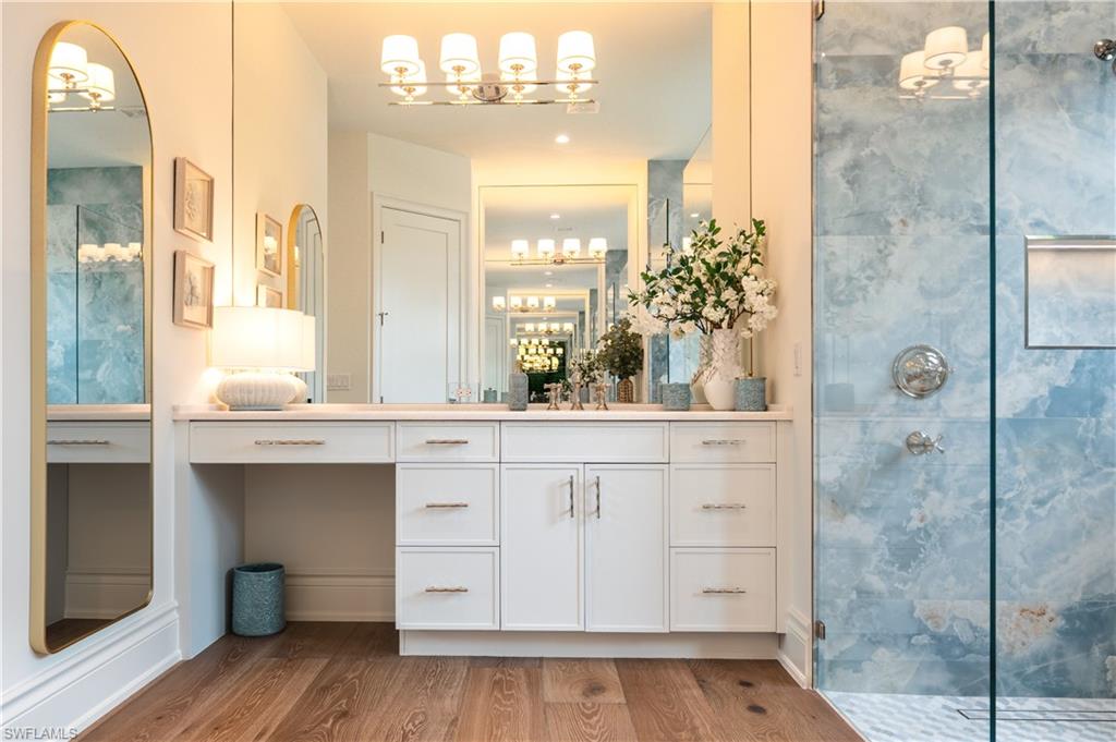 MARCO BEACH - Residential