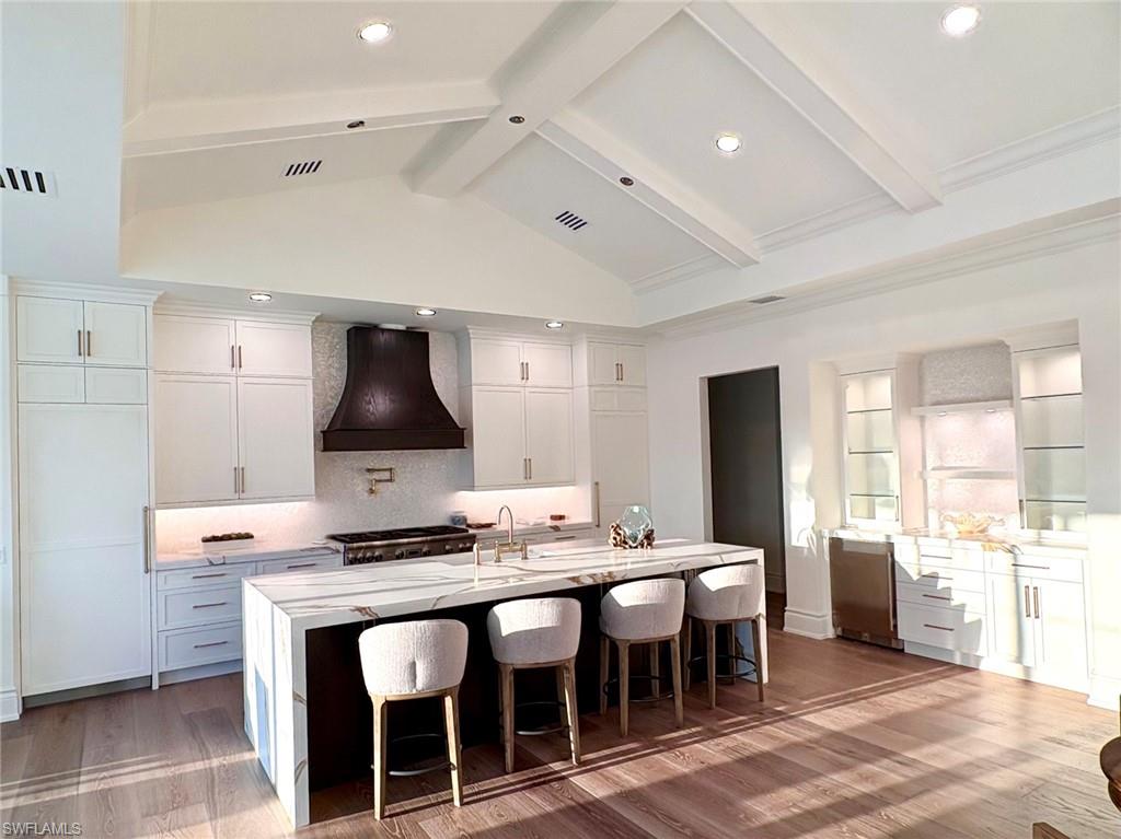 MARCO BEACH - Residential