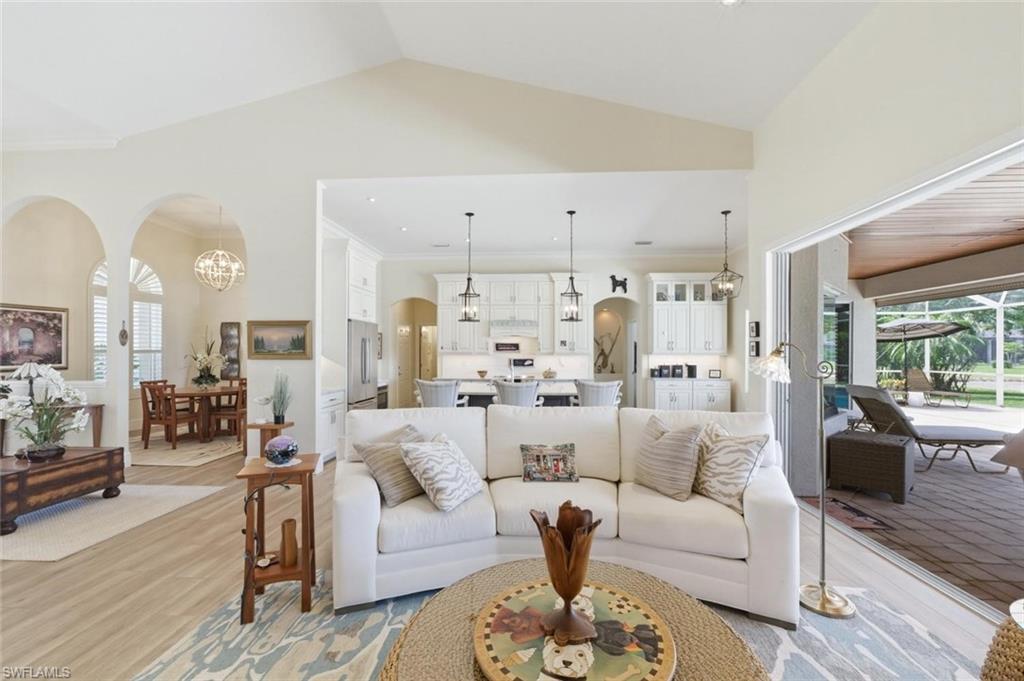 IMPERIAL GOLF ESTATES - Residential