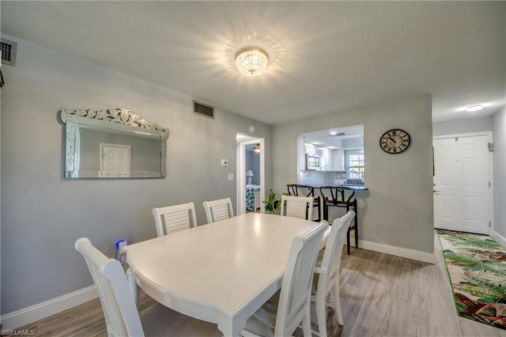 FOXMOOR CONDO II - Residential