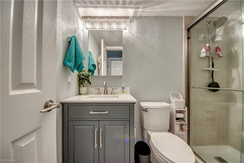 FOXMOOR CONDO II - Residential