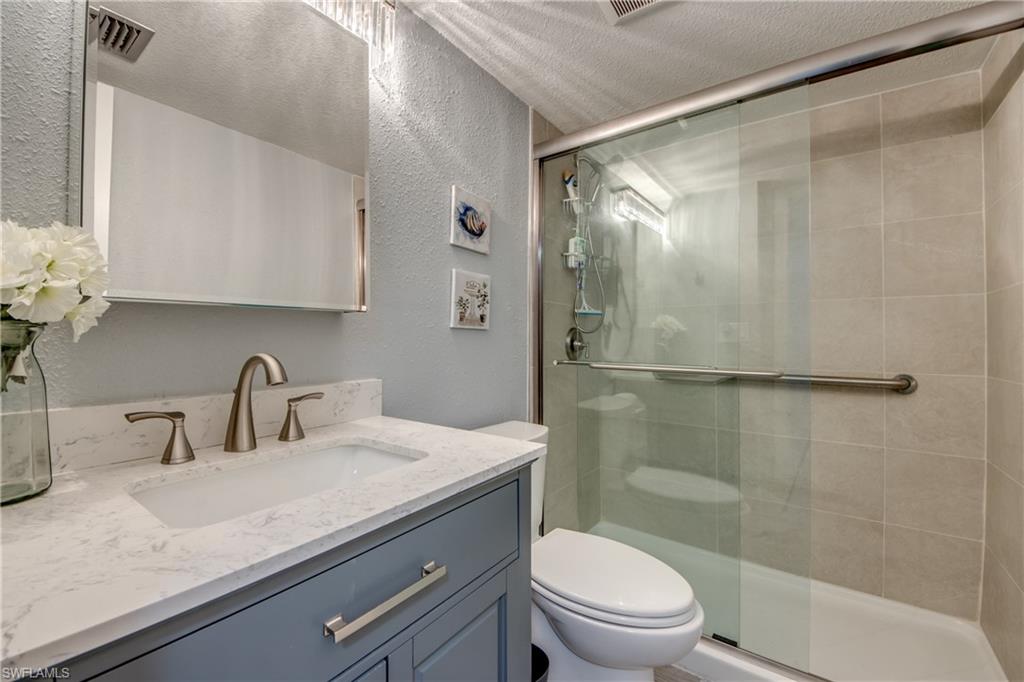 FOXMOOR CONDO II - Residential