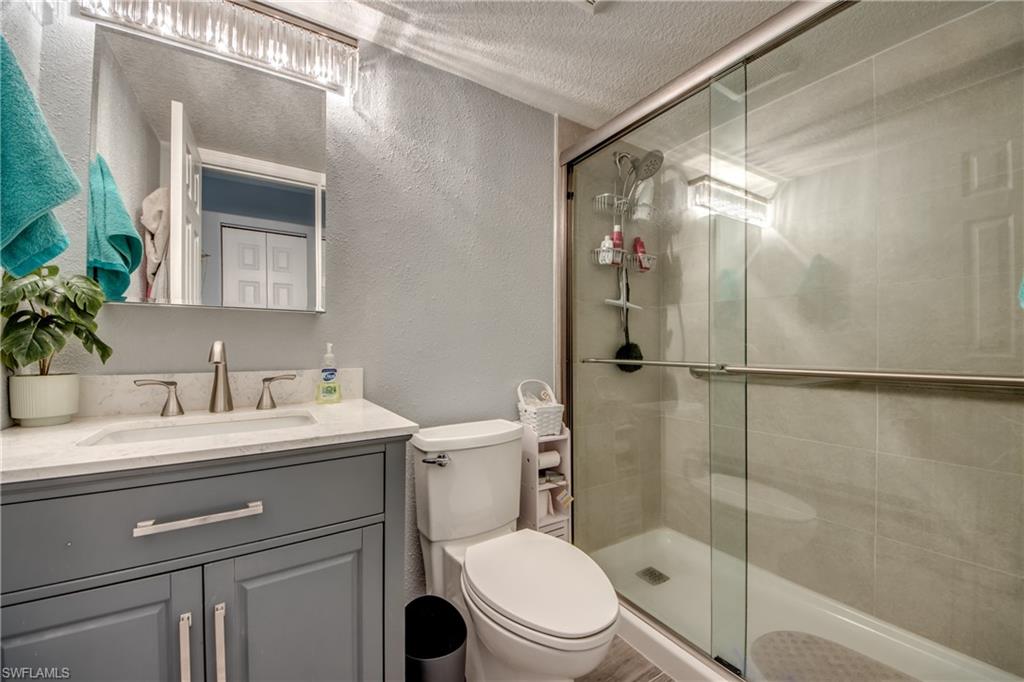 FOXMOOR CONDO II - Residential